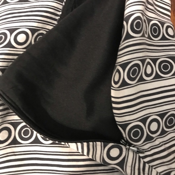 🌵White House Black Market  Woman’s Skirt Size 4 - Picture 7 of 7